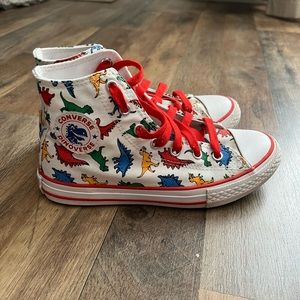 Kids dinosaur Converse